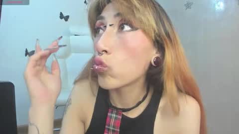 Snapshot of asterothxznikki chatting on February 28, 2026, 1:39 am Asterothxznikki online show from February 28, 2026, 1:39 am