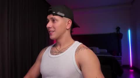 astonhills online show from September 21, 2025, 1:18 am