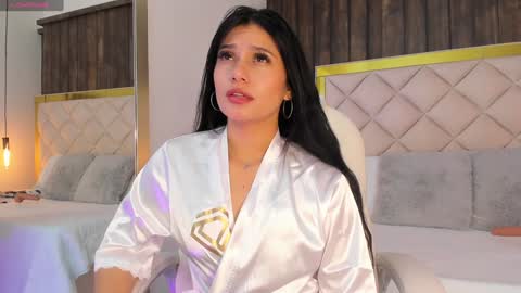 Snapshot of astorath_angel chatting on January 13, 2025, 12:24 pm Astorath online show from January 13, 2025, 12:24 pm