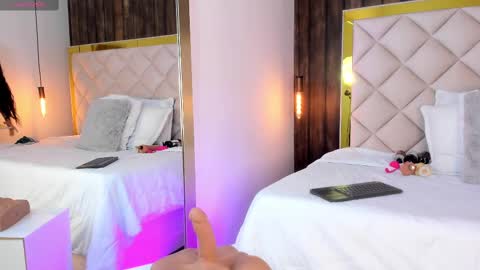 Snapshot of astorath_angel chatting on March 5, 2025, 12:11 pm Astorath online show from March 5, 2025, 12:11 pm