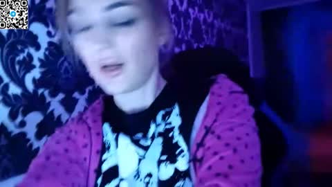 MERYEM online show from December 16, 2025, 9:20 pm