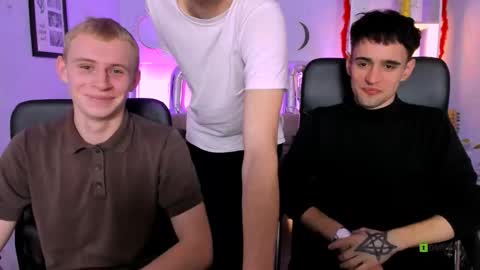 astren online show from February 5, 2026, 8:13 pm