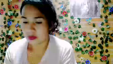 astrid_hauser66 online show from September 17, 2025, 4:03 am