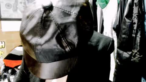 astrid_hauser66 online show from October 25, 2025, 2:30 am