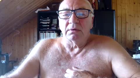 asusandy online show from July 28, 2026, 9:04 am