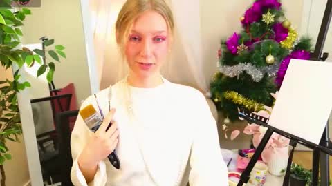 Snapshot of asyalumi chatting on December 18, 2025, 6:19 am Asya online show from December 18, 2025, 6:19 am