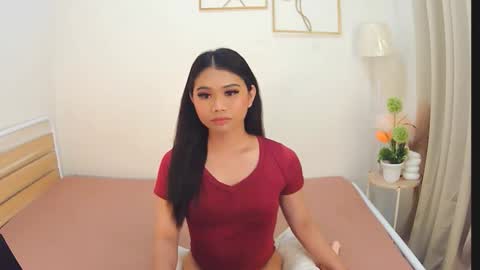 atashakendall online show from February 21, 2026, 2:07 pm