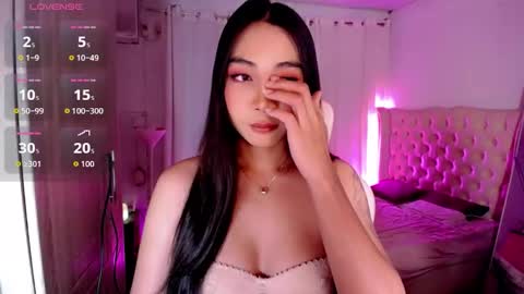 Snapshot of ate_sam chatting on February 8, 2026, 1:25 pm Sam online show from February 8, 2026, 1:25 pm