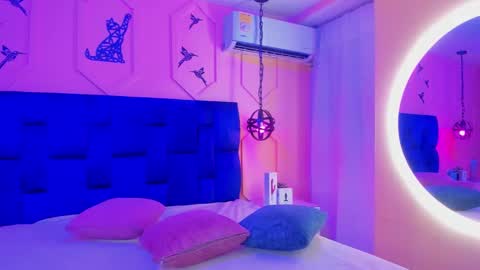 Athenea online show from March 4, 2025, 3:33 am