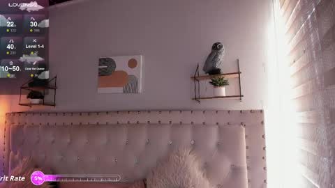 Snapshot of atenea_klett_ chatting on March 24, 2026, 1:27 pm ATENEA online show from March 24, 2026, 1:27 pm