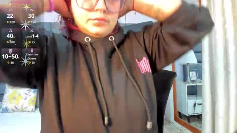 Atennea Diiossa online show from November 18, 2025, 11:36 am