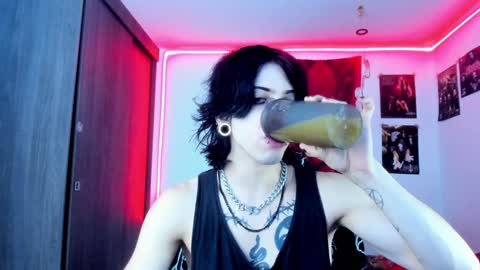 athenauwu online show from February 4, 2025, 3:22 am