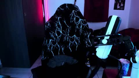 athenauwu online show from October 25, 2025, 6:54 am