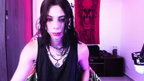 Snapshot of atheneoo_ chatting on May 24, 2026, 6:29 am athenauwu online show from May 24, 2026, 6:29 am