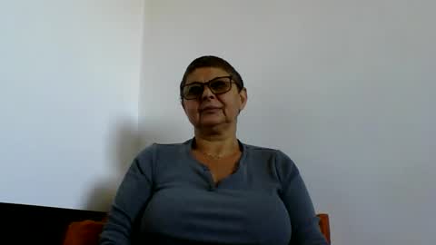Snapshot of atikaarea chatting on October 5, 2025, 12:25 pm atikaarea online show from October 5, 2025, 12:25 pm