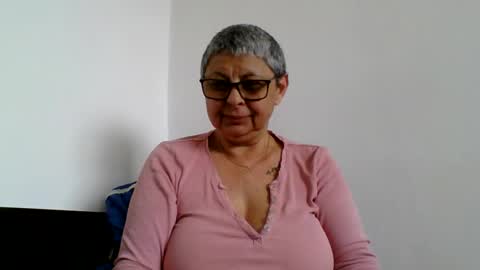 Snapshot of atikaarea chatting on May 9, 2026, 11:26 am atikaarea online show from May 9, 2026, 11:26 am