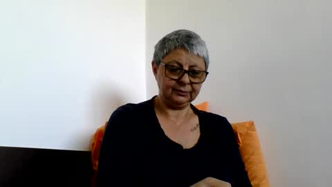 Snapshot of atikaarea chatting on May 19, 2026, 1:39 pm atikaarea online show from May 19, 2026, 1:39 pm