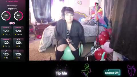 Snapshot of atomicfireball8 chatting on November 1, 2025, 8:22 pm Atomicfireball8 online show from November 1, 2025, 8:22 pm