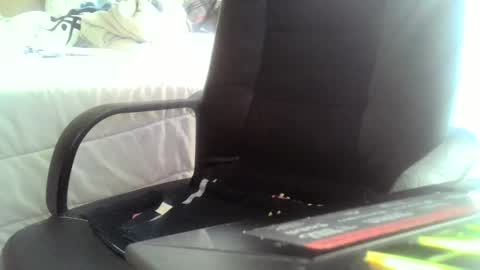 David - Independent Model  online show from March 5, 2025, 10:22 am