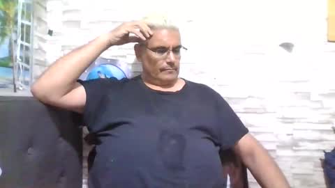 Snapshot of atr2424293280 chatting on November 17, 2025, 7:30 pm A online show from November 17, 2025, 7:30 pm