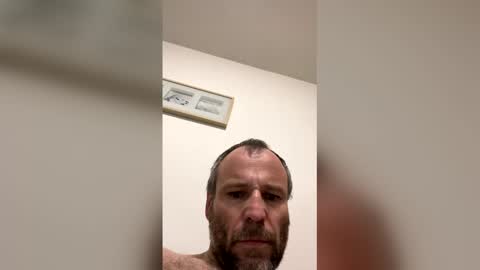 aubi1979 online show from April 3, 2026, 6:50 pm