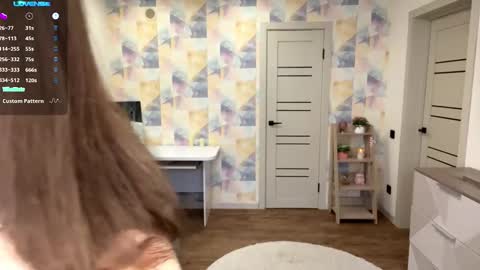 Jolyn online show from February 10, 2026, 6:06 am