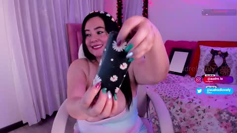 Andrea online show from September 20, 2025, 2:34 am