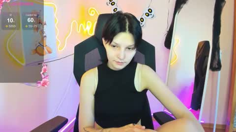 Audrey online show from November 10, 2025, 8:13 am