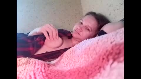 Augustina Crys online show from March 13, 2026, 10:22 am