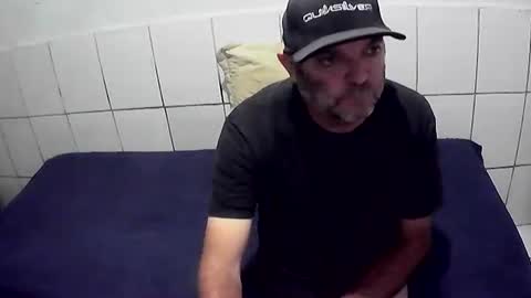 cesar augusto online show from April 3, 2026, 4:27 pm