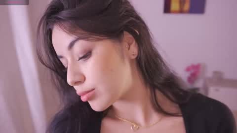 Snapshot of aura_sensual chatting on September 26, 2025, 10:47 pm . online show from September 26, 2025, 10:47 pm