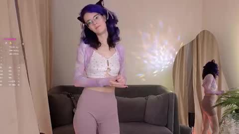 Lana online show from October 21, 2025, 6:58 am