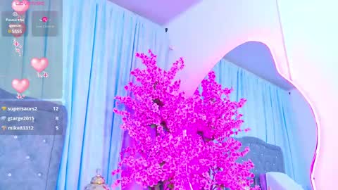 Aura online show from January 17, 2025, 10:12 pm