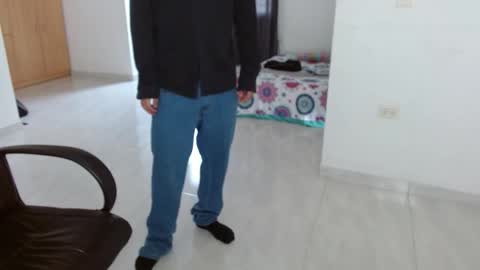 Snapshot of aureliv1 chatting on October 11, 2025, 8:40 pm Aureliano online show from October 11, 2025, 8:40 pm