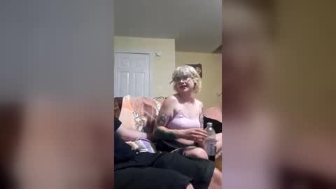 Snapshot of aurora_and_draven chatting on July 13, 2026, 1:52 am aurora_and_draven online show from July 13, 2026, 1:52 am