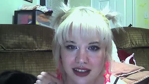 Snapshot of aurora_and_draven chatting on July 22, 2026, 2:36 am aurora_and_draven online show from July 22, 2026, 2:36 am