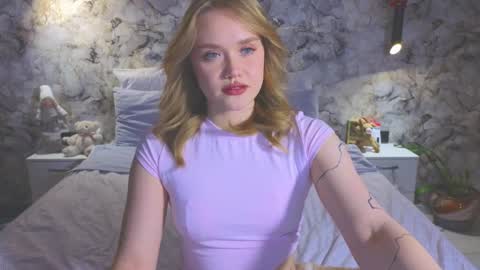 Kate online show from March 26, 2026, 1:33 am