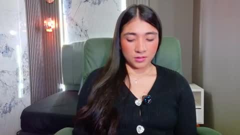 Aurora online show from November 15, 2025, 1:25 am