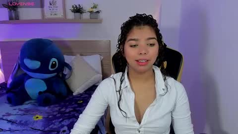 aurora_rodriguez online show from December 22, 2024, 12:49 pm