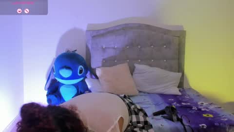 aurora_rodriguez online show from March 6, 2025, 3:02 am