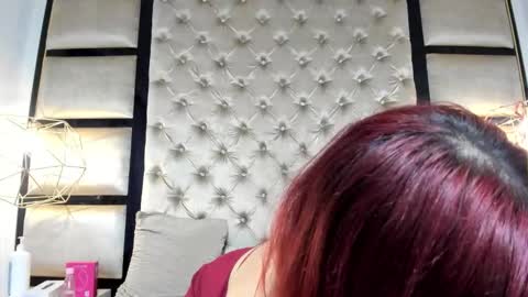 aurora_rossii online show from October 8, 2025, 2:31 am