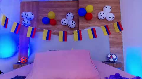 auroraa_miller online show from June 30, 2026, 3:07 am