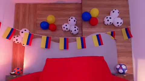 auroraa_miller online show from July 2, 2026, 3:06 am