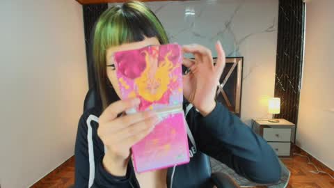 Snapshot of auroradiaz_ chatting on April 1, 2026, 11:55 am Aurora Diaz online show from April 1, 2026, 11:55 am