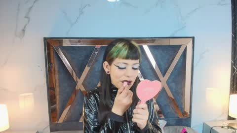 Snapshot of auroradiaz_ chatting on April 6, 2026, 11:44 am Aurora Diaz online show from April 6, 2026, 11:44 am