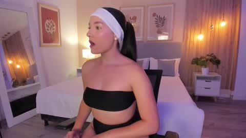 Aurora online show from November 13, 2025, 9:25 pm