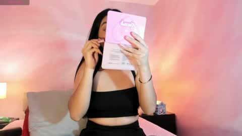 Snapshot of aurorafiore chatting on January 14, 2025, 7:53 pm Aurora online show from January 14, 2025, 7:53 pm