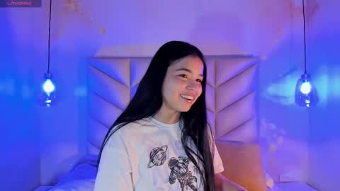 Snapshot of aurorafiore chatting on February 20, 2025, 11:32 pm Aurora online show from February 20, 2025, 11:32 pm