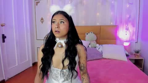 Aurora online show from October 2, 2025, 11:50 am