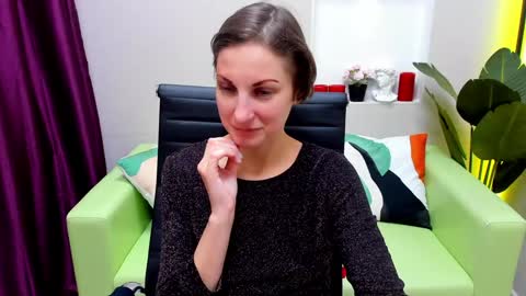 Aurora online show from December 14, 2024, 3:36 pm